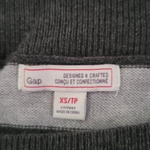 GAP Sweater Gray Sriped Lightweight Women's Sz XS Wool - Picture 4 of 11